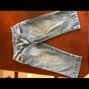 Capri Jeans